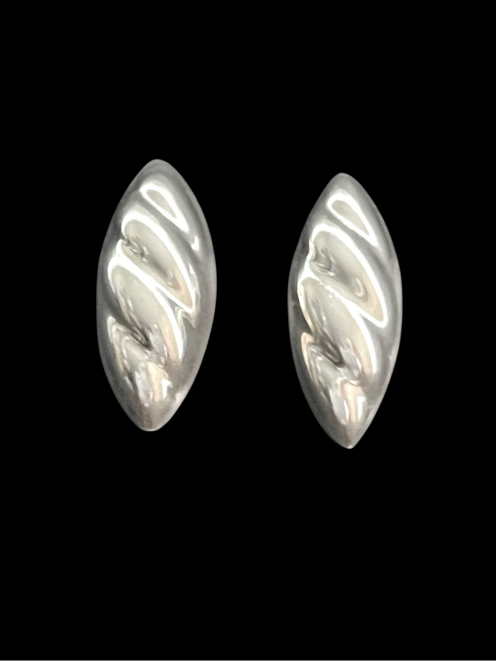 Vintage Mexico MM-34 Sterling Silver Clip On Earrings Ribbed Marquise 13g